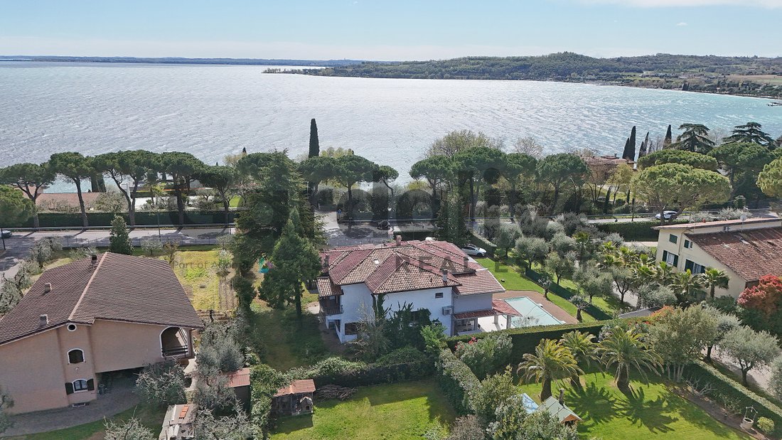 House in Padenghe sul Garda, Lombardy, Italy 4 - 18275784