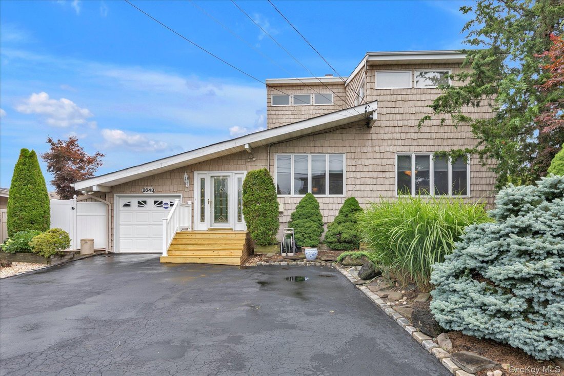 House in Bellmore, New York, United States 2 - 18271745