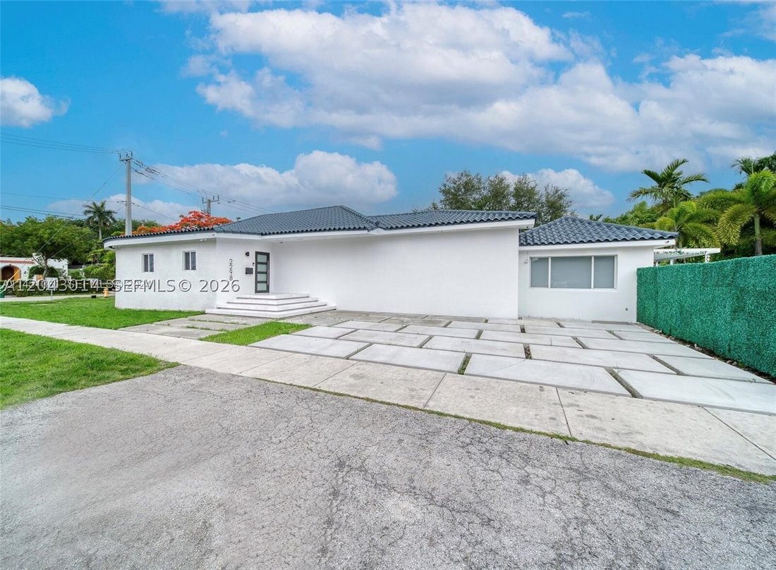 House in Miami, Florida, United States 2 - 18270371