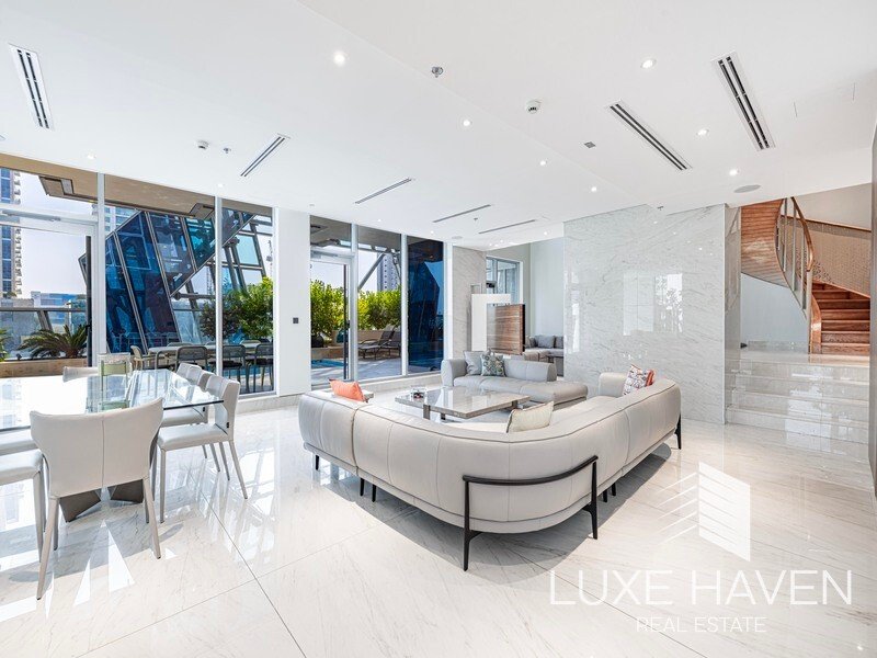 Villa in Business Bay, Dubai, United Arab Emirates 2 - 18276527