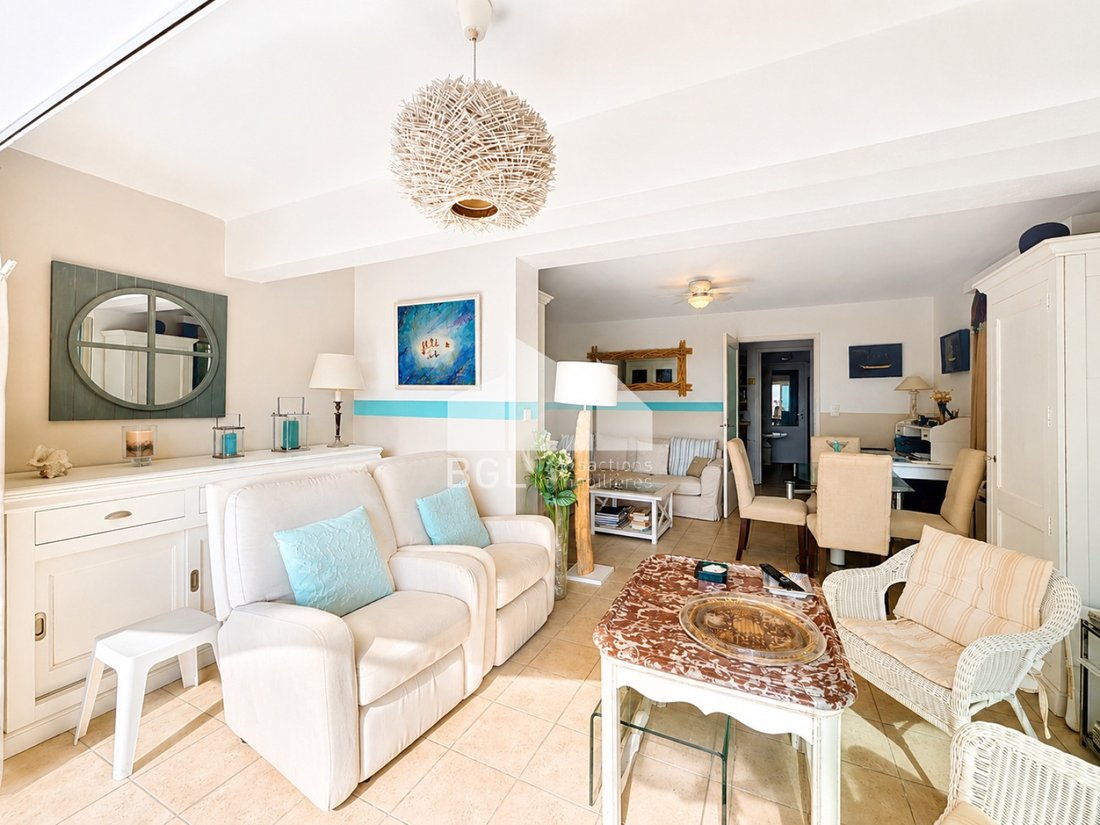 Casa a Le Lavandou, Provenza-Alpi-Costa Azzurra, Francia 5 - 18274020
