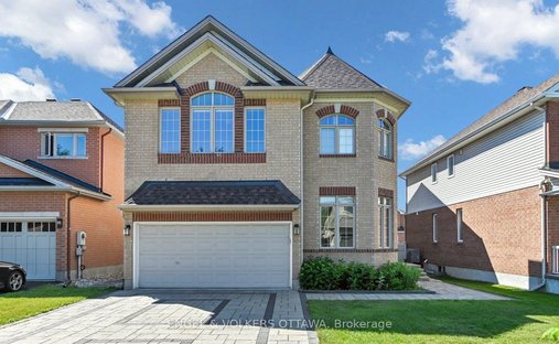 House in Ottawa, Ontario, Canada 1