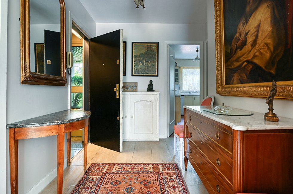 Apartment in Domaine National du Château, Versailles, France 2 - 18273996