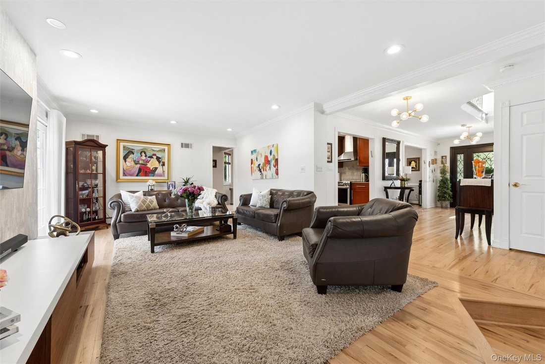 House in Valley Stream, New York, United States 5 - 18271731