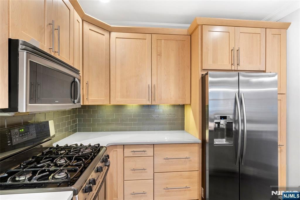 Townhouse in Guttenberg, New Jersey, United States 3 - 18274695