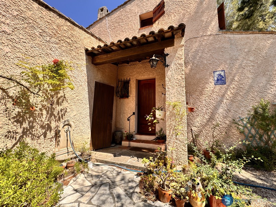 House in Village, Saint-Mandrier-sur-Mer, France 2 - 18271134