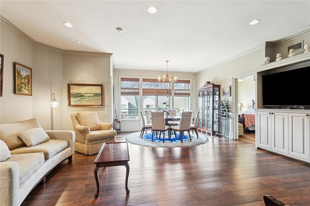 Condo in Metairie, Louisiana, United States 3 - 18274431