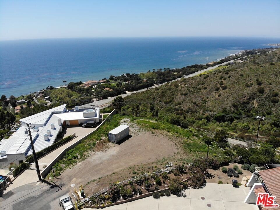 Land in Malibu, California, United States 1 - 18276344