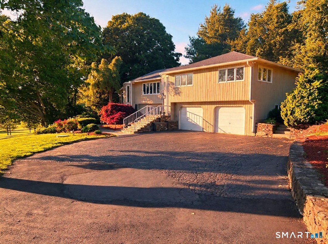 House in Shelton, Connecticut, United States 1 - 18108286