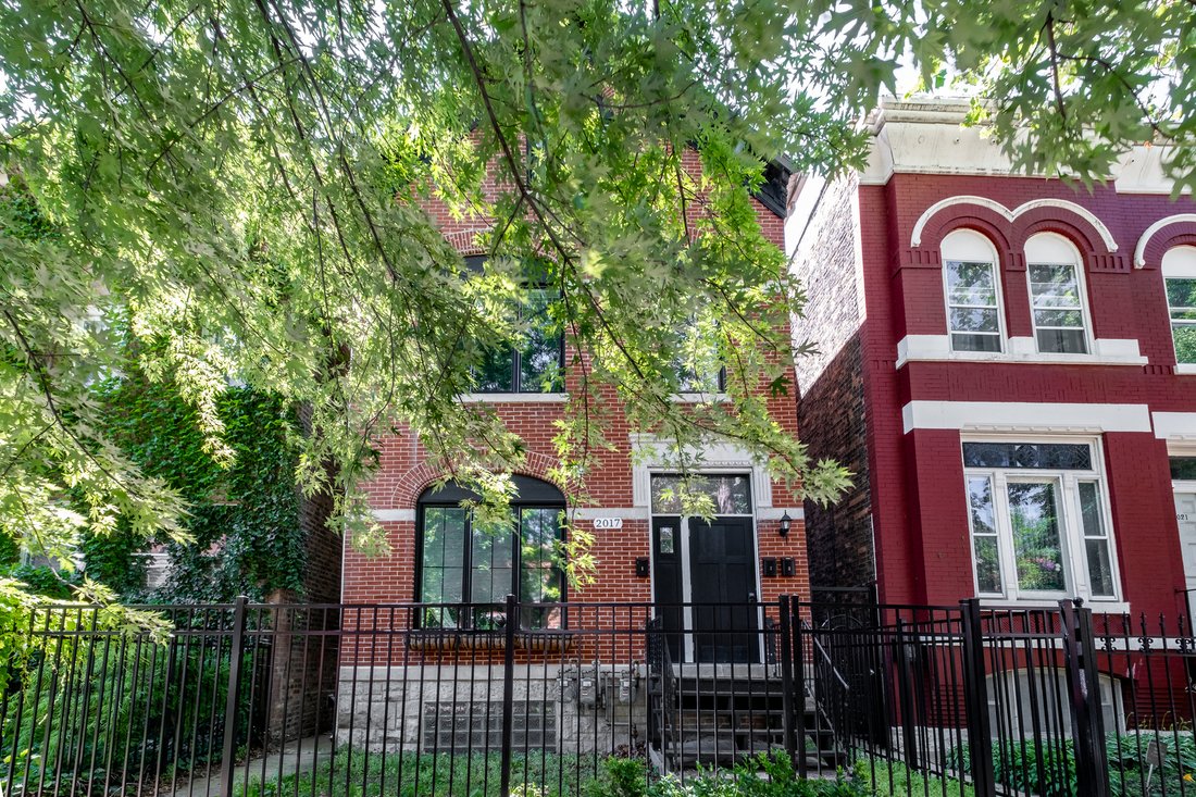 Chicago, Illinois, United States 2 - 18270684