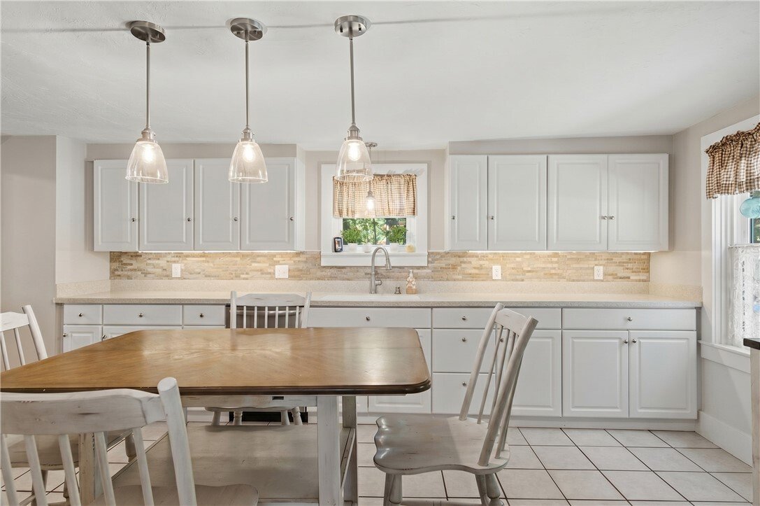 House in North Smithfield, Rhode Island, United States 4 - 18273171
