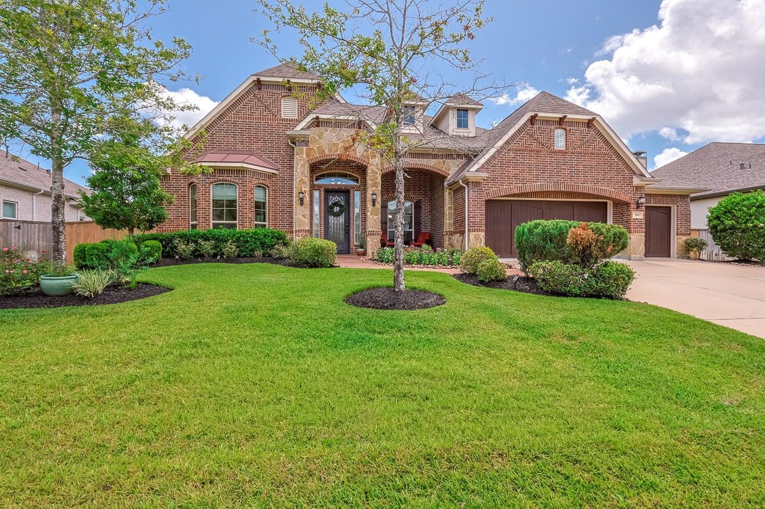 House in Pinehurst, Texas, United States 1 - 18270949