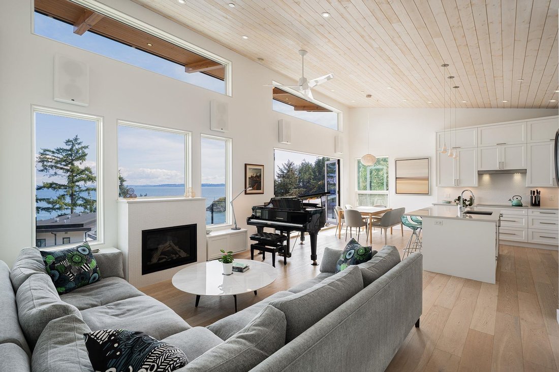 House in Bowen Island, British Columbia, Canada 3 - 18276592