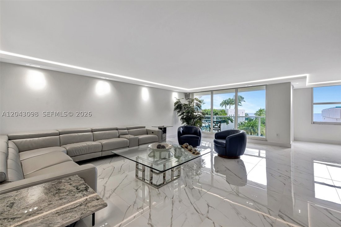 Condo in Hollywood, Florida, United States 5 - 18270361