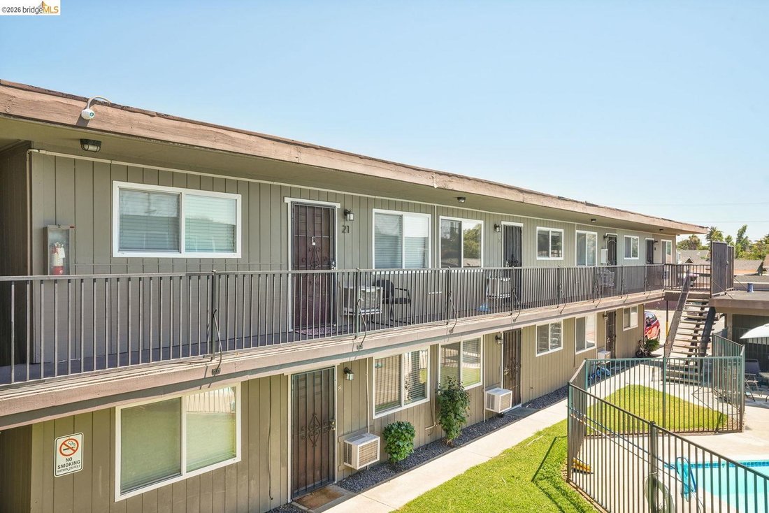 Antioch, California, United States 4 - 18274450