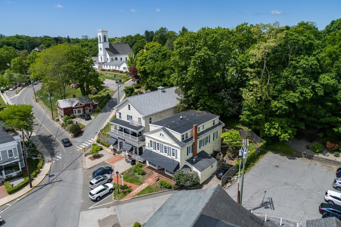 House in Essex, Connecticut, United States 4 - 18271793