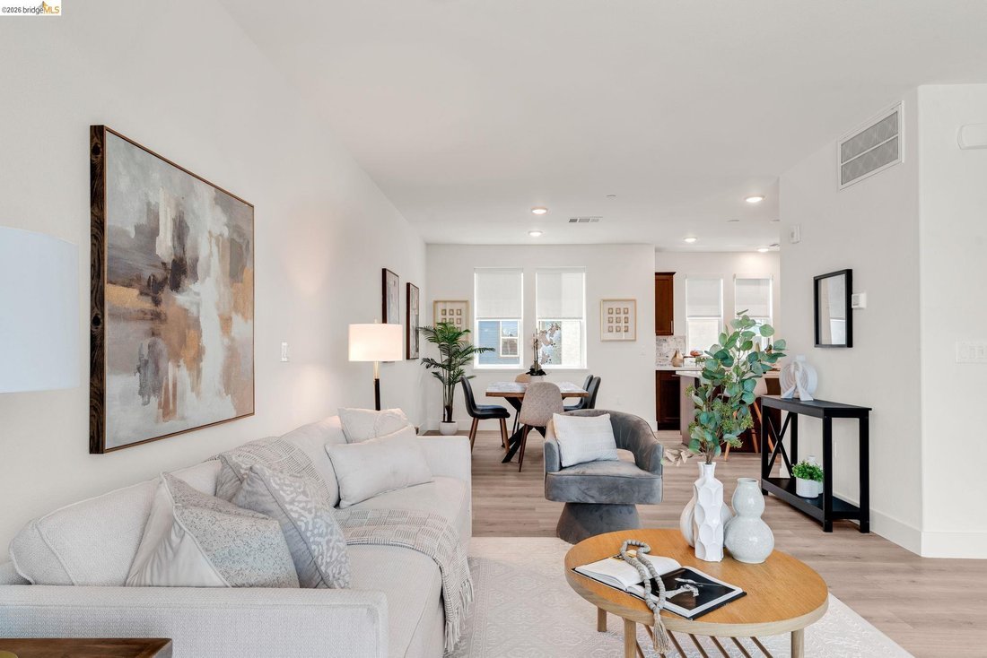 Condo in Sunnyvale, California, United States 1 - 18274472