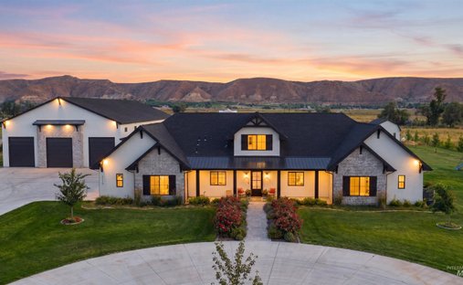 House in Emmett, Idaho, United States 1