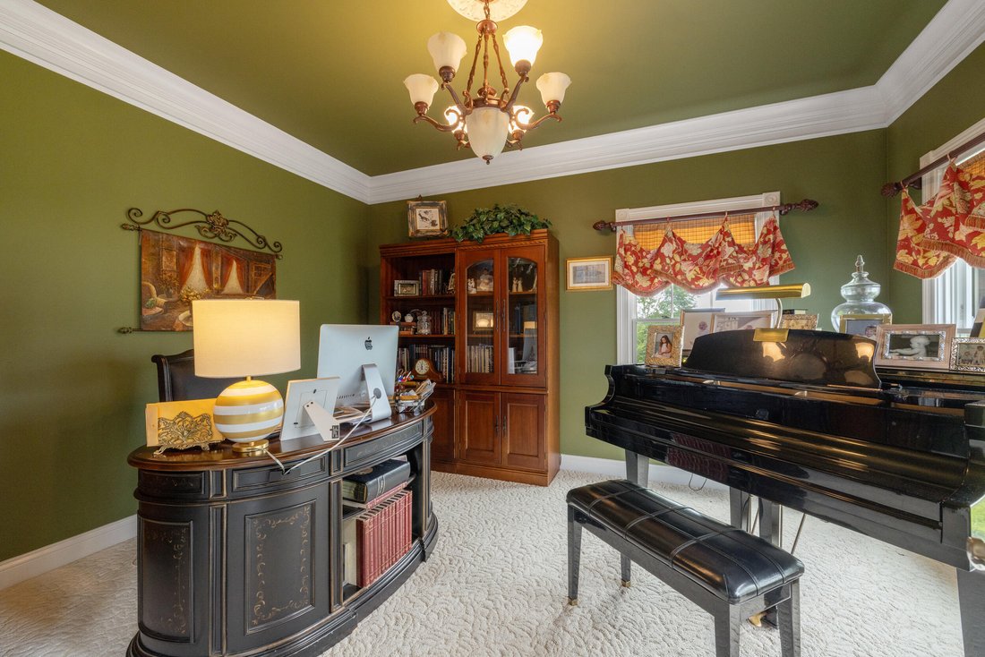 House in Lawrenceburg, Kentucky, United States 5 - 18270672