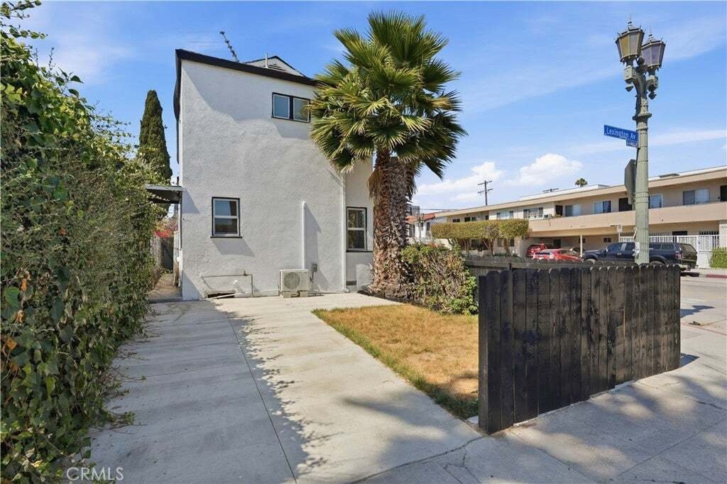 House in Los Angeles, California, United States 3 - 18275252