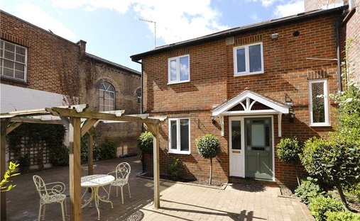 Casa a Crooked Billet, Merton, Inghilterra 1