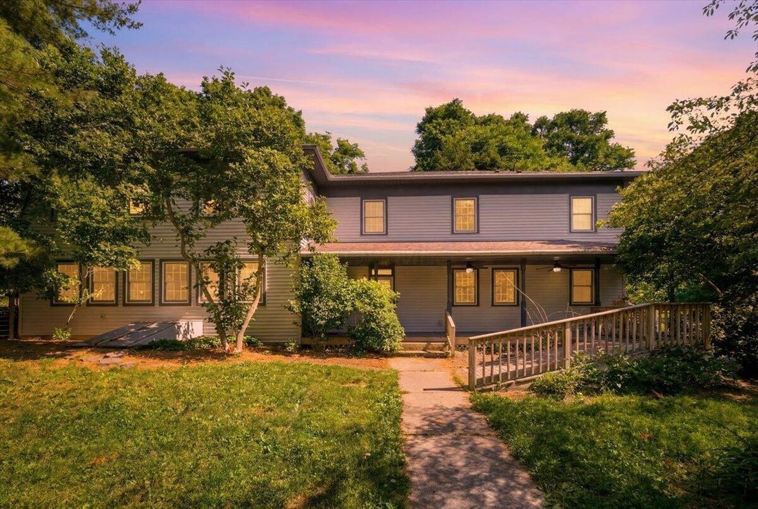House in Danville, Ohio, United States 1 - 18270155