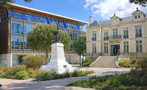 Land in Aiguillon-Port, La Teste-de-Buch, France 1