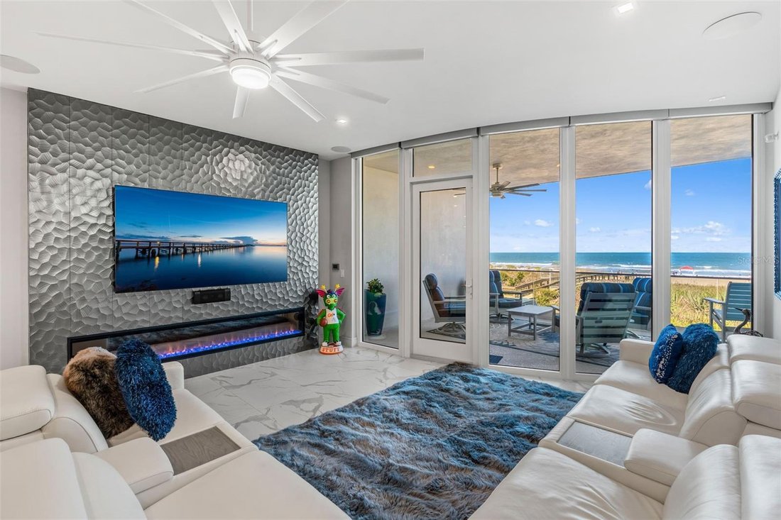 Condo in Cocoa Beach, Florida, United States 4 - 18270332
