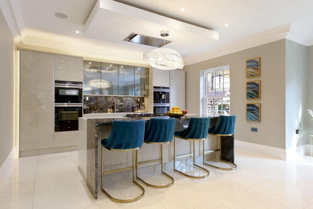 House in Tatling End, Gerrards Cross, England 5 - 18273189