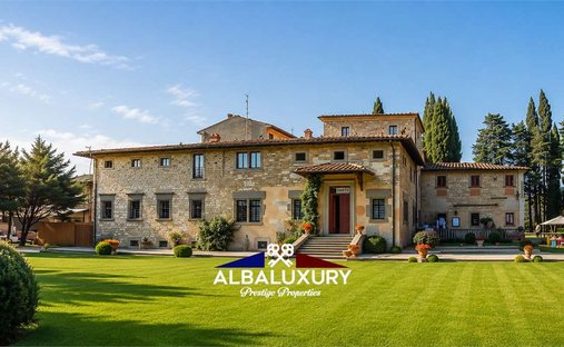 Villa in Scarperia e San Piero, Tuscany, Italy 1
