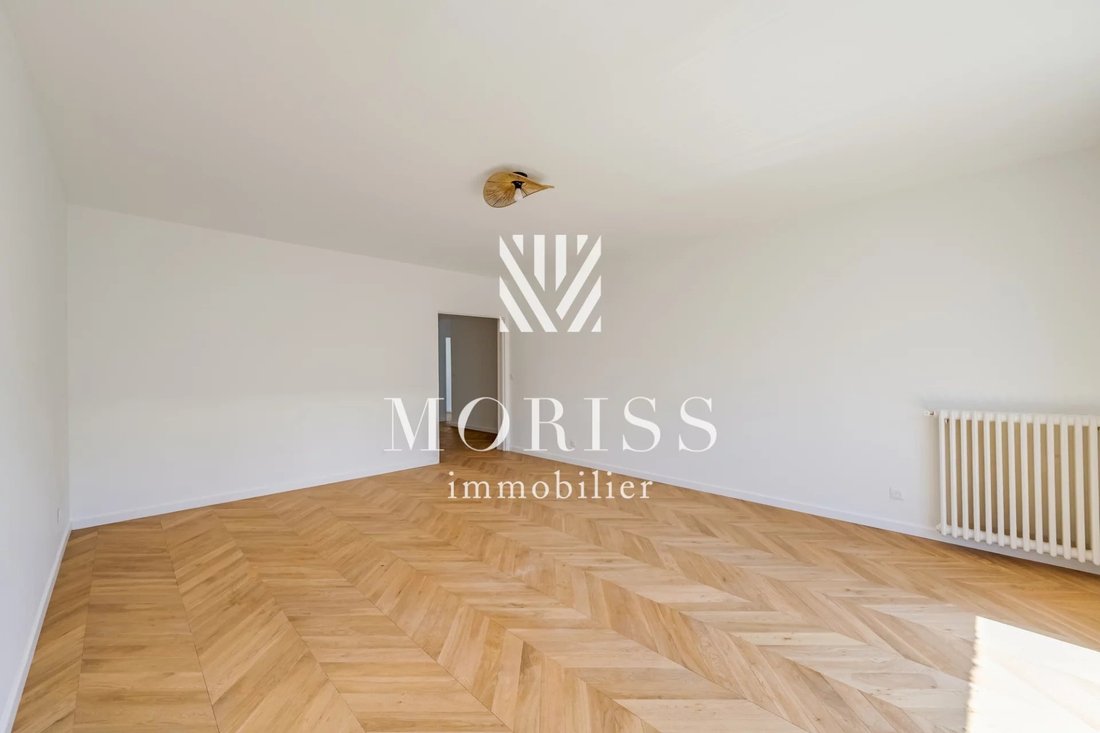 Apartment in La Fourche-Guy Môquet, Paris 17e Arrondissement, Paris 4 - 18271856