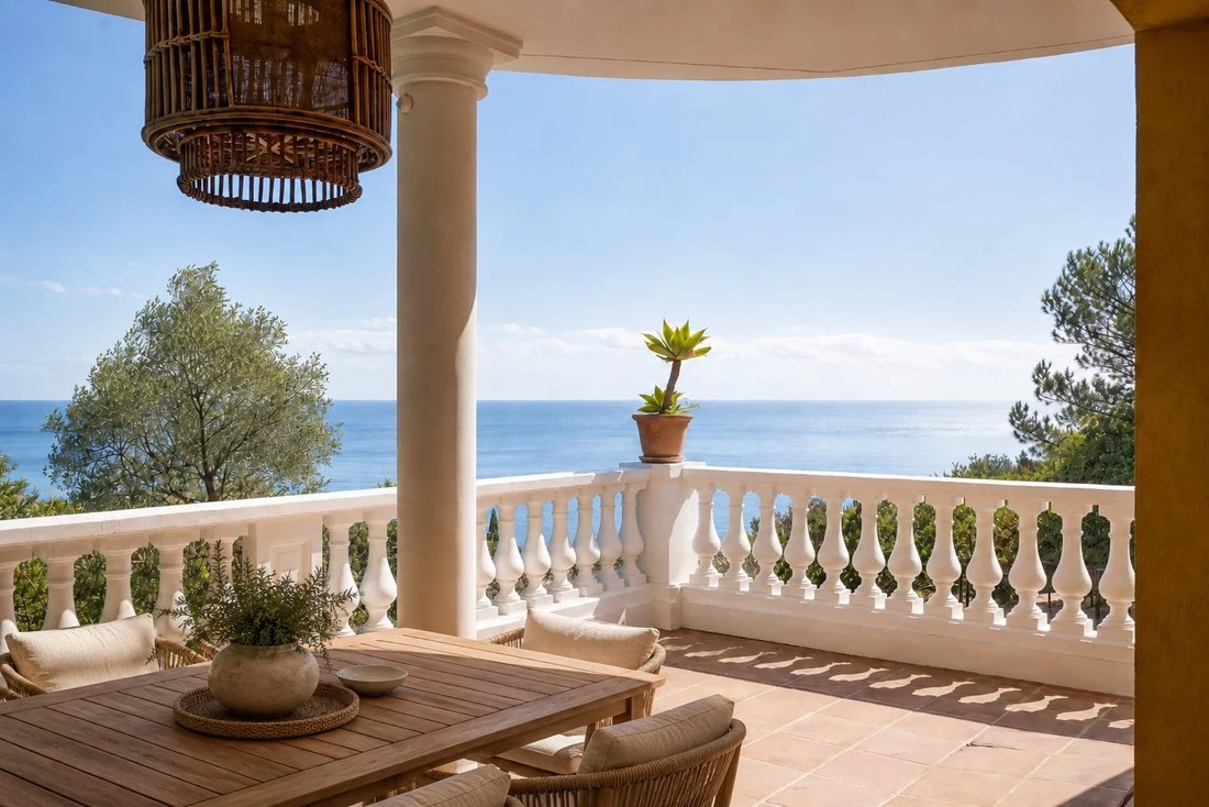 Villa in Saint-Jean-Cap-Ferrat, Provence-Alpes-Côte d'Azur, France 4 - 17548308