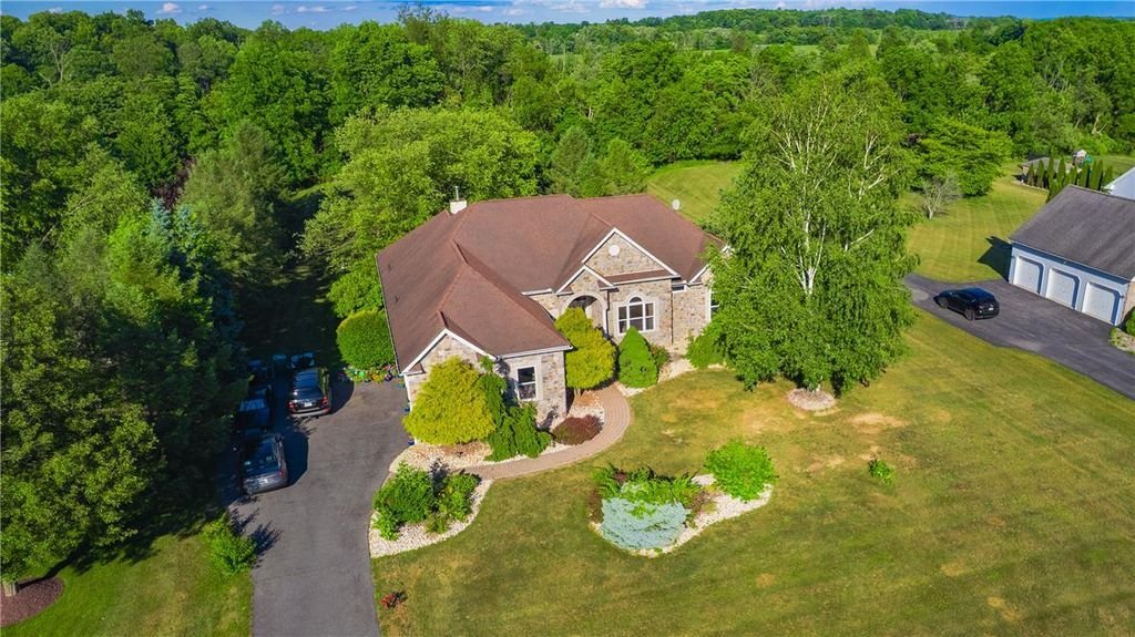House in Nazareth, Pennsylvania, United States 1 - 18276524