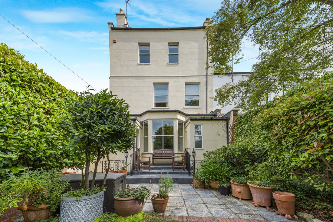 House in Pittville, Cheltenham, England 2 - 18270270