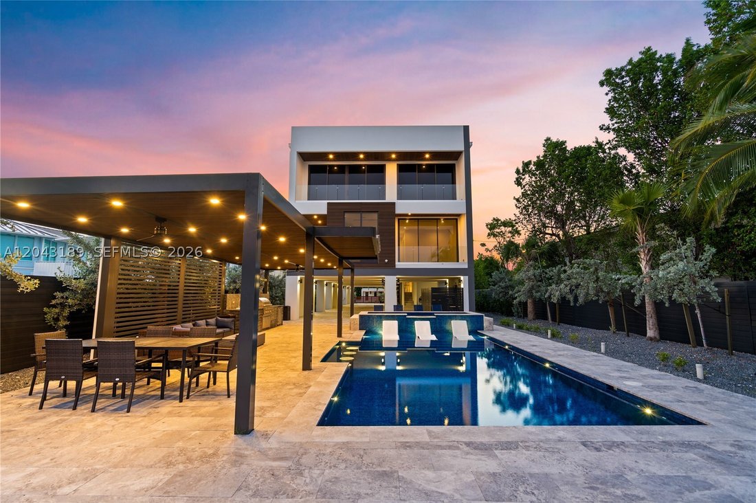 House in Key Colony Beach, Florida, United States 1 - 18270387