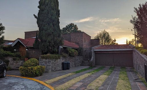 House in Llano Grande, State of Mexico, Mexico 1