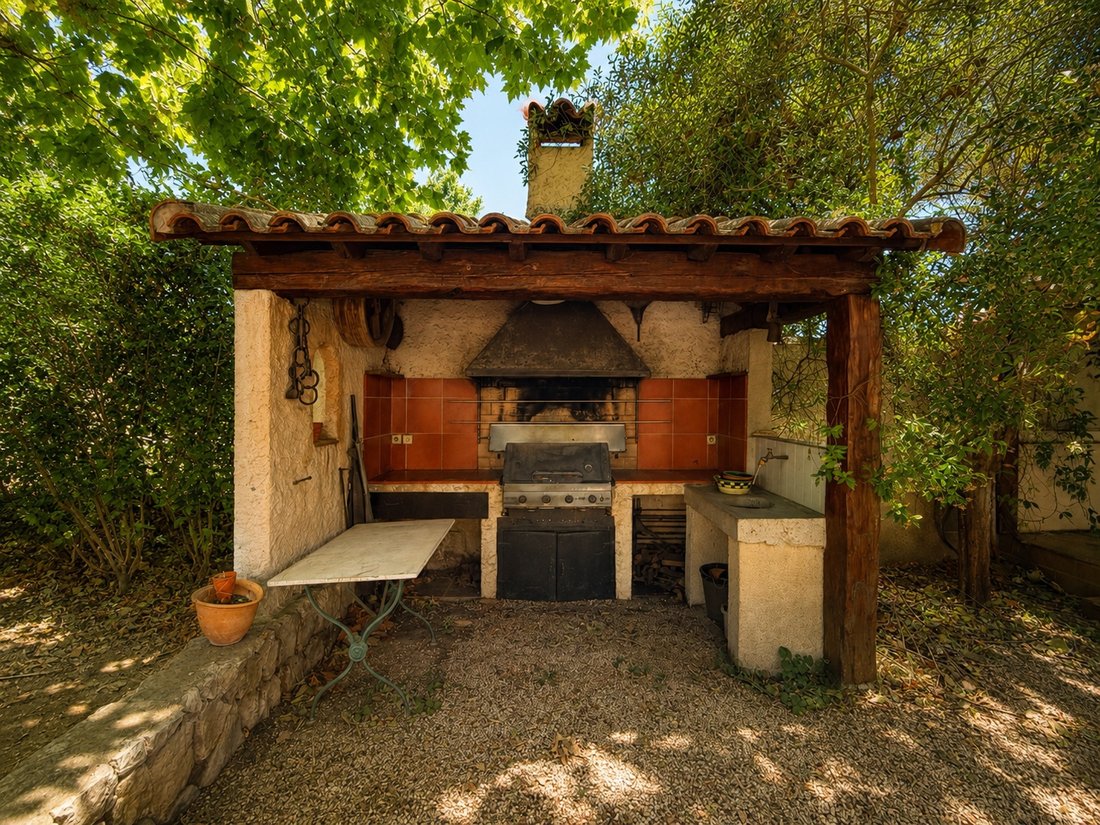 House in Bouc-Bel-Air, Provence-Alpes-Côte d'Azur, France 4 - 18274760