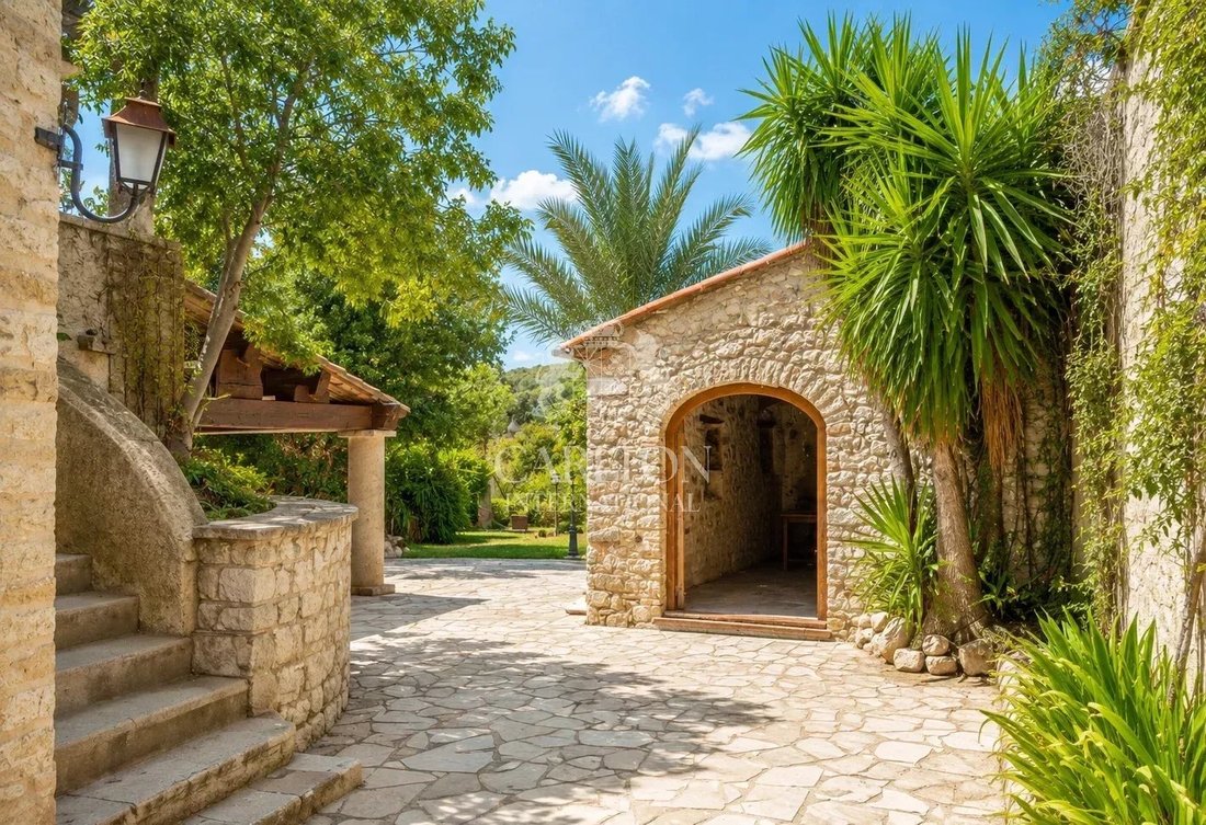 House in Quartiers Est les Salettes-Les Campons, La Colle-sur-Loup, France 4 - 18048909
