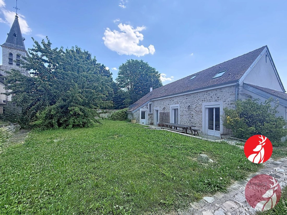 House in Cely, Ile-de-France, France 1 - 18274216