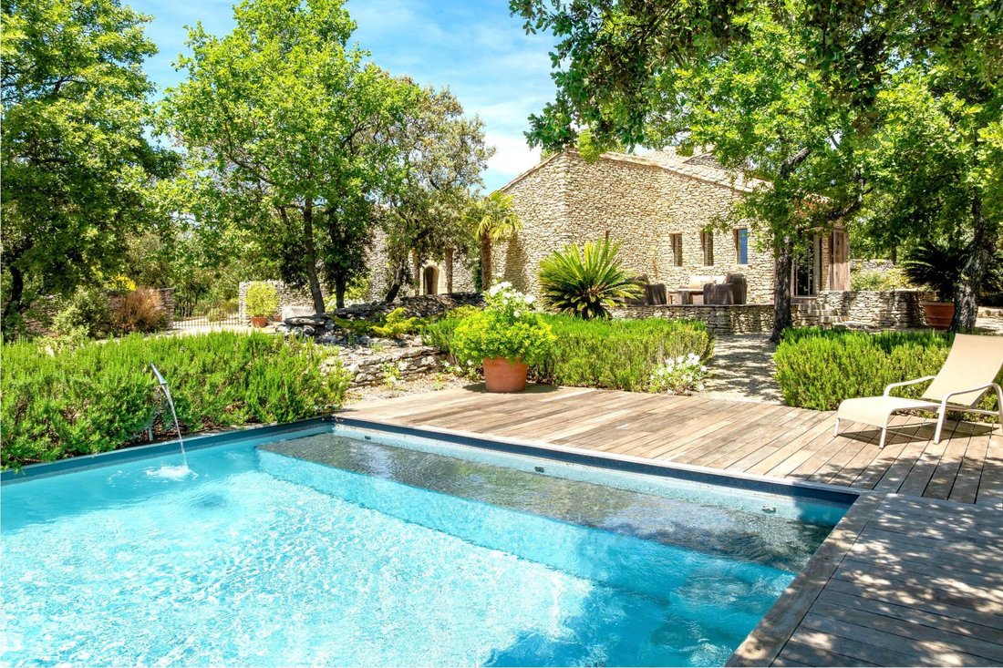House in Gordes, Provence-Alpes-Côte d'Azur, France 2 - 18273975