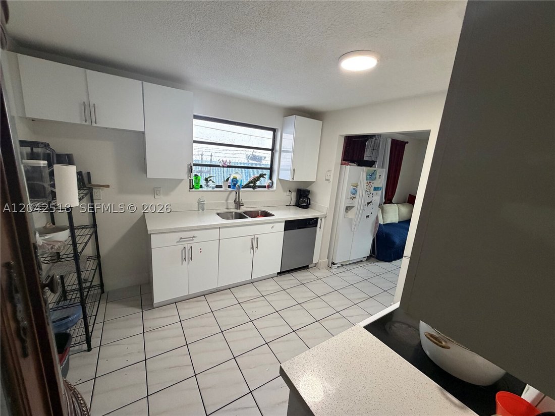 Miami, Florida, United States 5 - 18273767