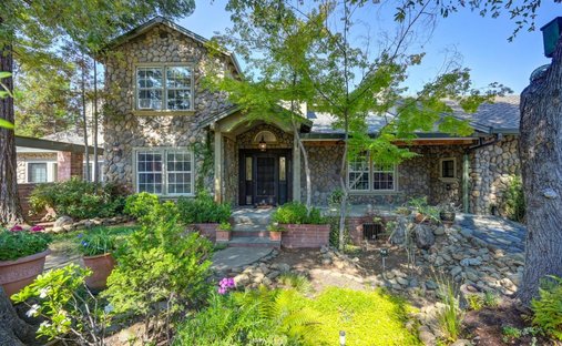 House in Pine Grove, California, United States 1