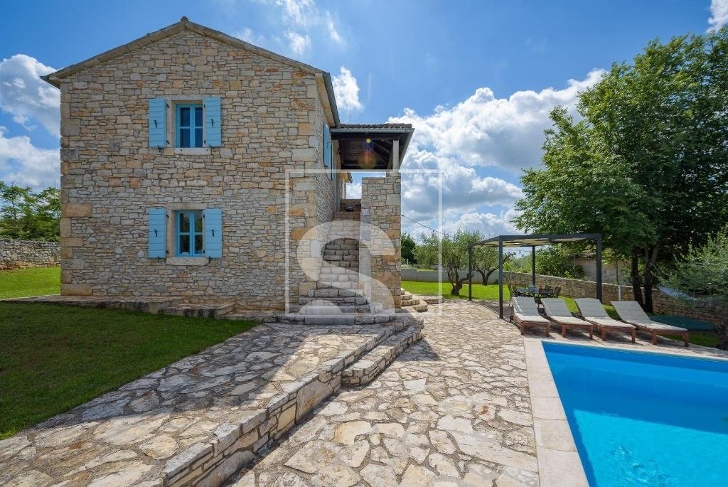 House in Sveti Lovrec Pazenaticki, Istria County, Croatia 2 - 18275292