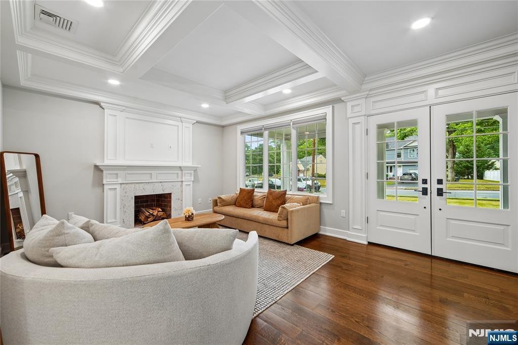 House in Fair Lawn, New Jersey, United States 5 - 18271707