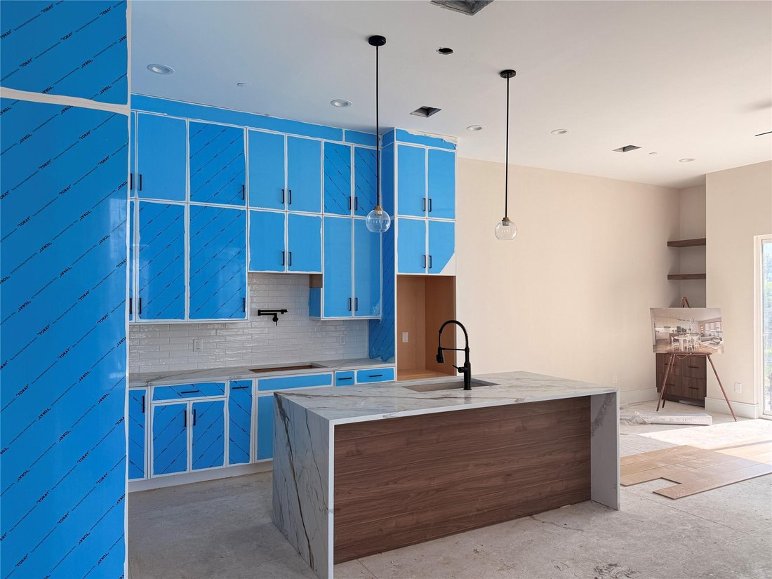 House in Houston, Texas, United States 5 - 18057128