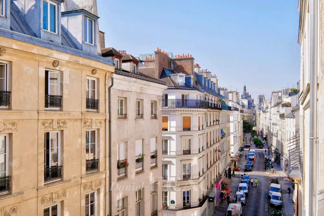 Apartment in Saint Merri, Paris 4e Arrondissement, Paris 3 - 18271906