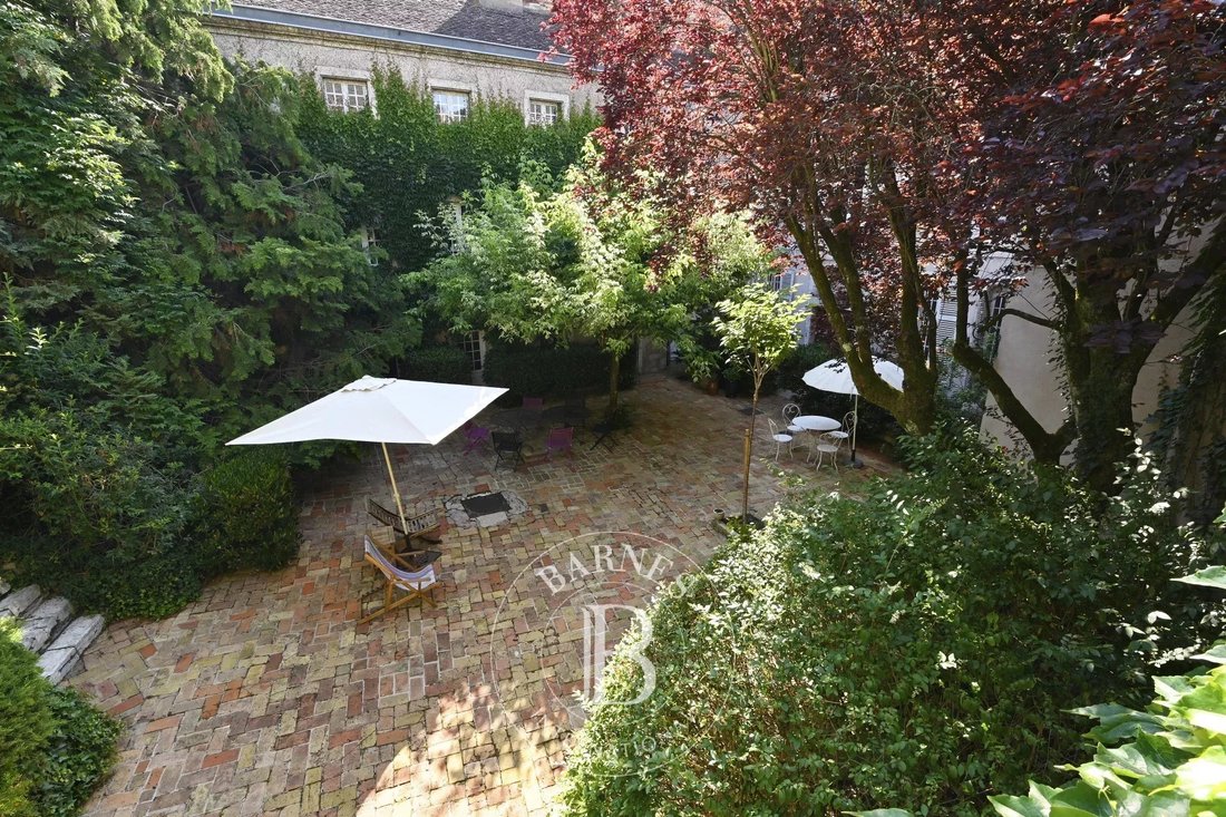 Estate in Chalon-sur-Saone, Bourgogne – Franche-Comté, France 4 - 18272084