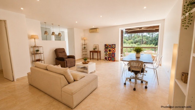 Apartment in Zone Ouest Urbaine, Saint-Tropez, France 2 - 18273473