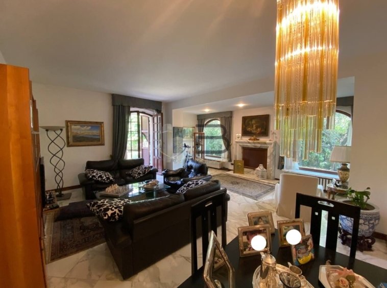 Villa in Marina di Carrara, Tuscany, Italy 2 - 18270354
