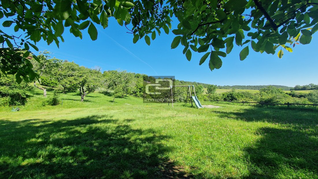 Estate in Poleymieux-au-Mont-d'Or, Auvergne-Rhône-Alpes, France 5 - 18274011